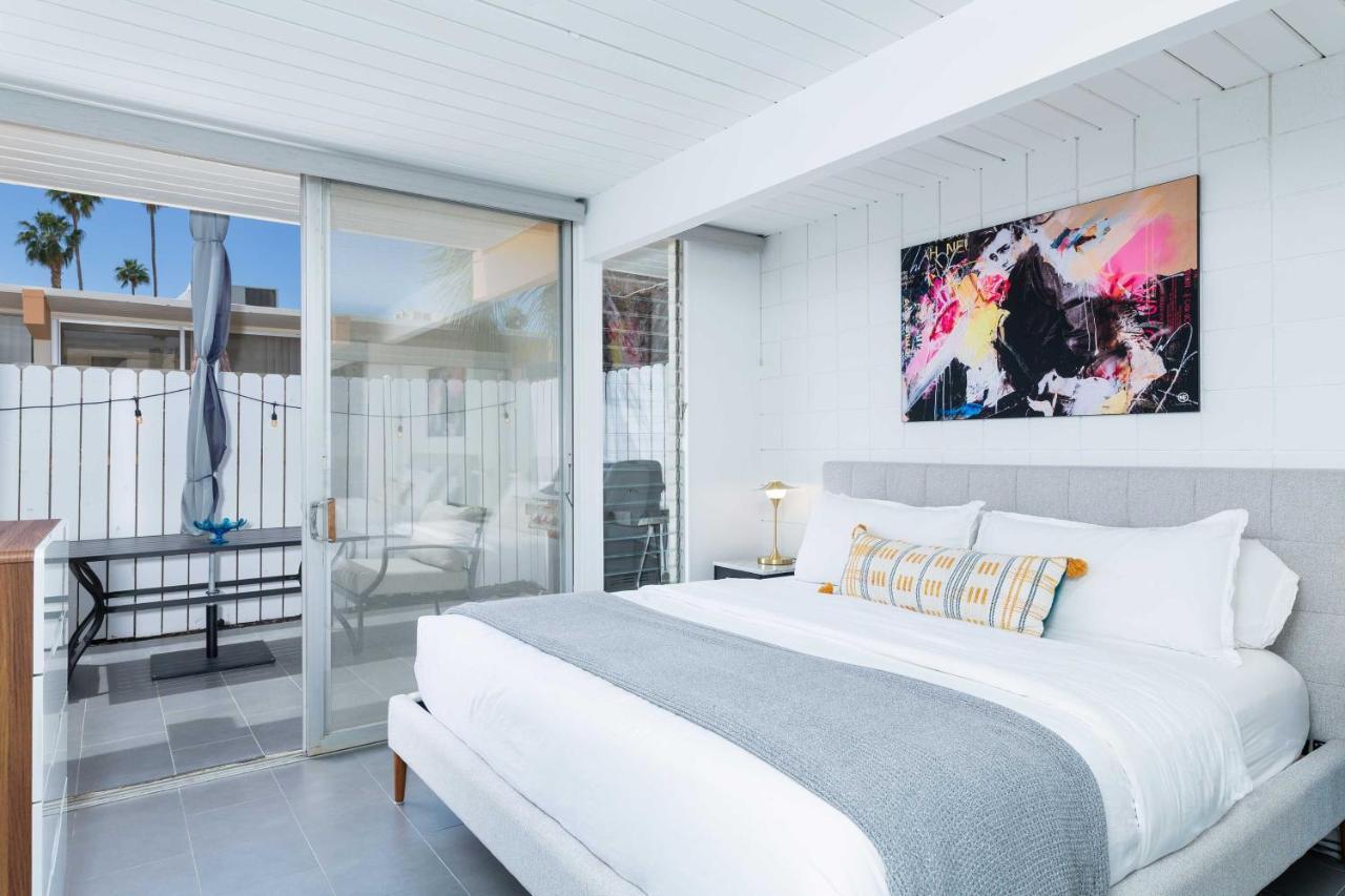 Mid-Century Palm Springs Bungalow With Patio! Luaran gambar